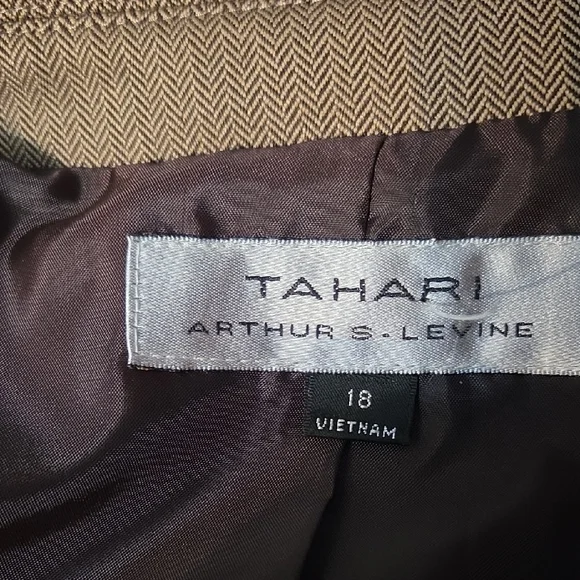 TAHARI NWT Suit Blazer and Pants size 18 - Picture 4 of 7